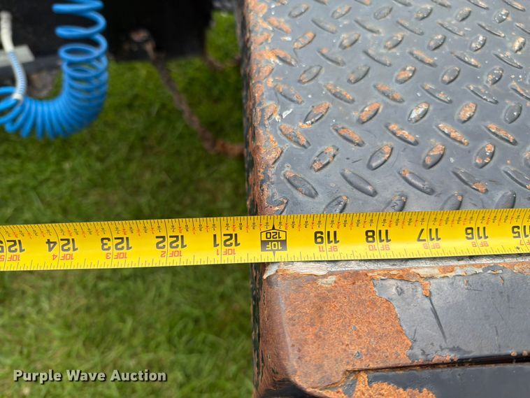 image for item FN5750 2007 International 8600 flatbed truck