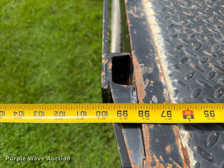 image for item FN5750 2007 International 8600 flatbed truck