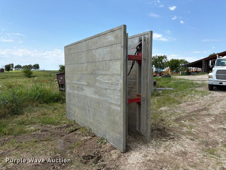 image for item FN5755 Speed Shore APS-810 trench box