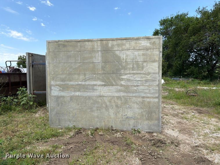 image for item FN5755 Speed Shore APS-810 trench box