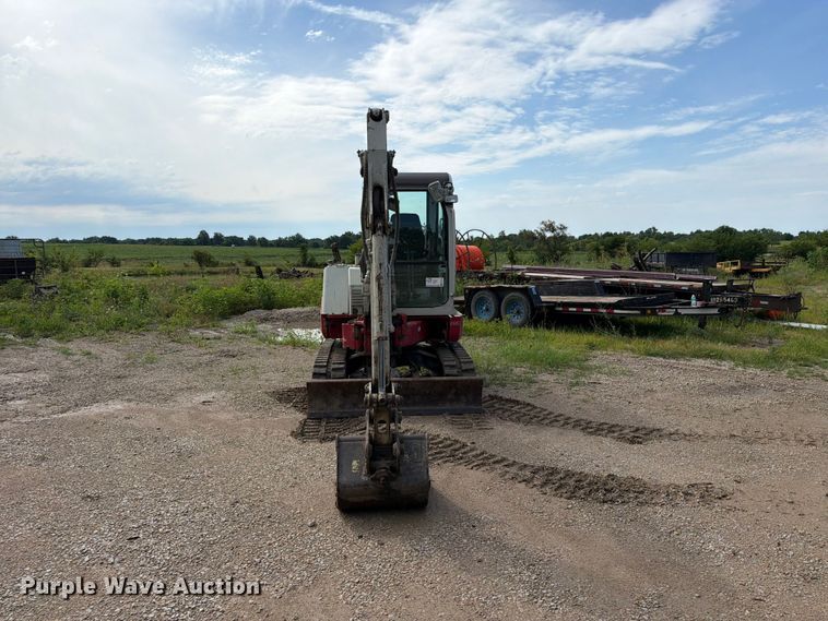 image for item FN5756 2013 Takeuchi TB138FR mini excavator