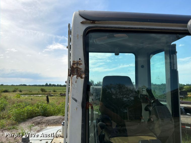 image for item FN5756 2013 Takeuchi TB138FR mini excavator