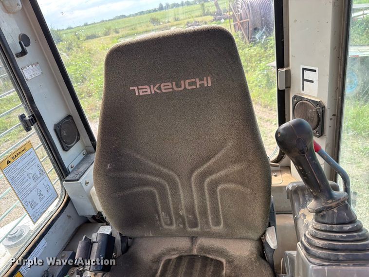 image for item FN5756 2013 Takeuchi TB138FR mini excavator