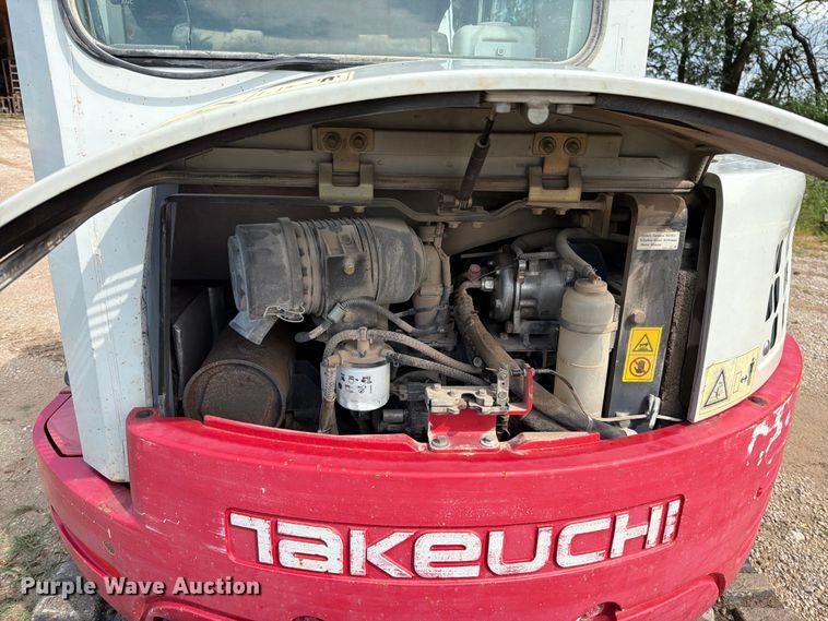 image for item FN5756 2013 Takeuchi TB138FR mini excavator