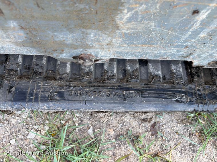 image for item FN5756 2013 Takeuchi TB138FR mini excavator