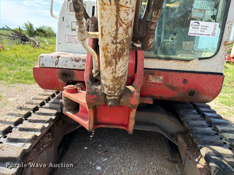 image for item FN5757 Takeuchi TB135 mini excavator