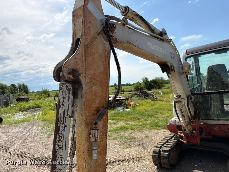 image for item FN5757 Takeuchi TB135 mini excavator