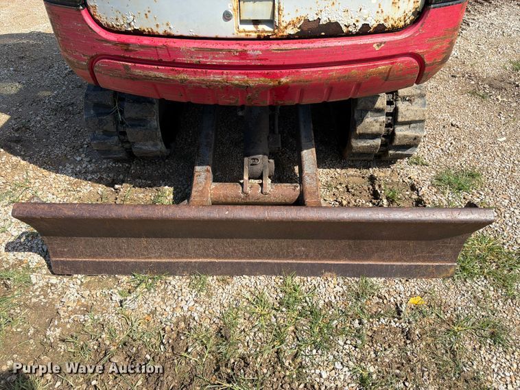 image for item FN5757 Takeuchi TB135 mini excavator
