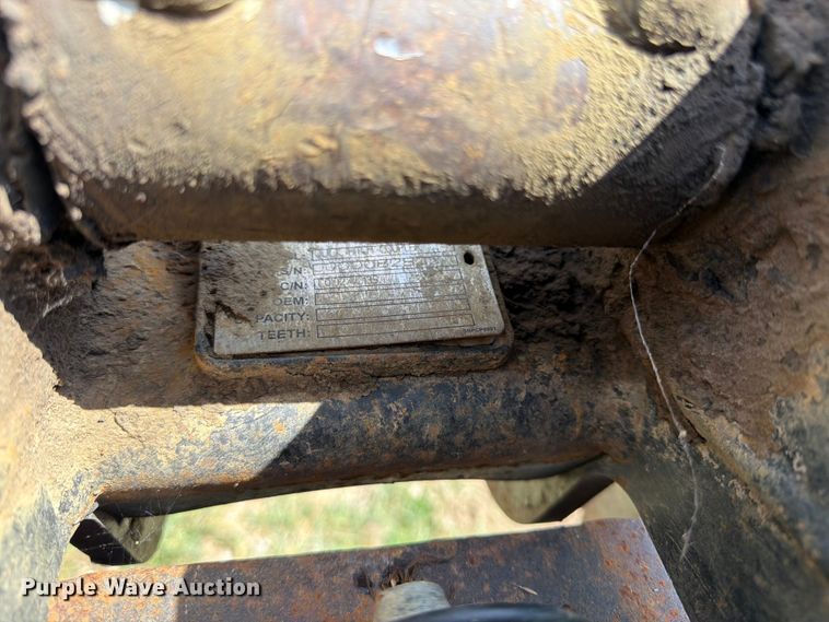 image for item FN5757 Takeuchi TB135 mini excavator