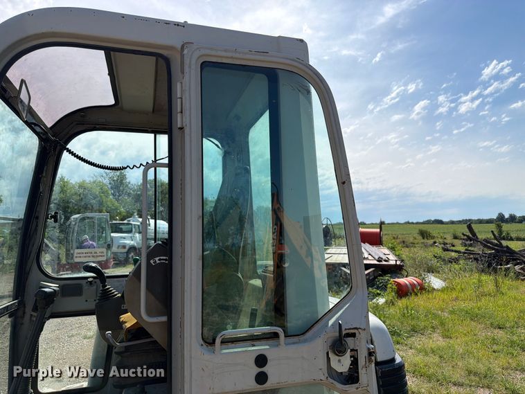 image for item FN5757 Takeuchi TB135 mini excavator