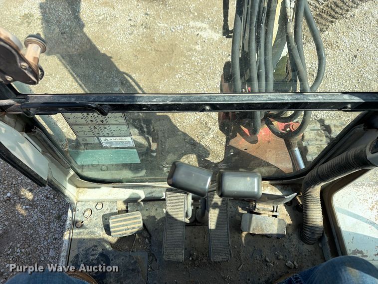 image for item FN5757 Takeuchi TB135 mini excavator