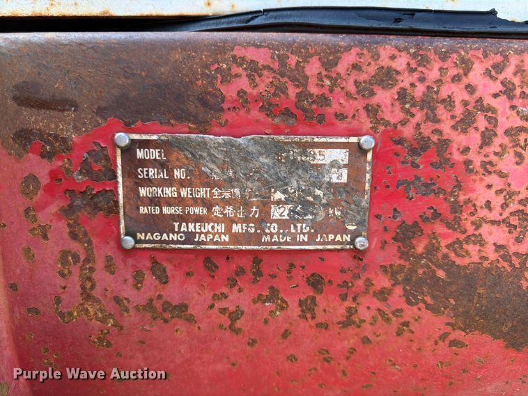 image for item FN5757 Takeuchi TB135 mini excavator