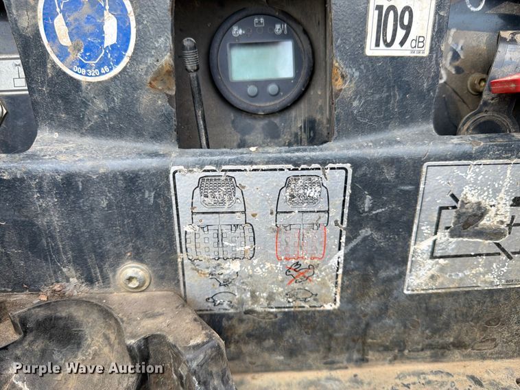 image for item FN5759 2018 Bomag BMP 8500 trench compactor