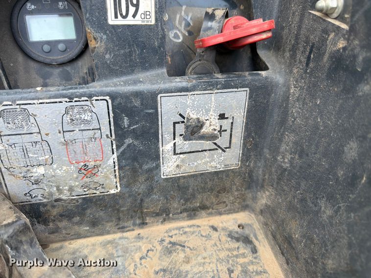 image for item FN5759 2018 Bomag BMP 8500 trench compactor