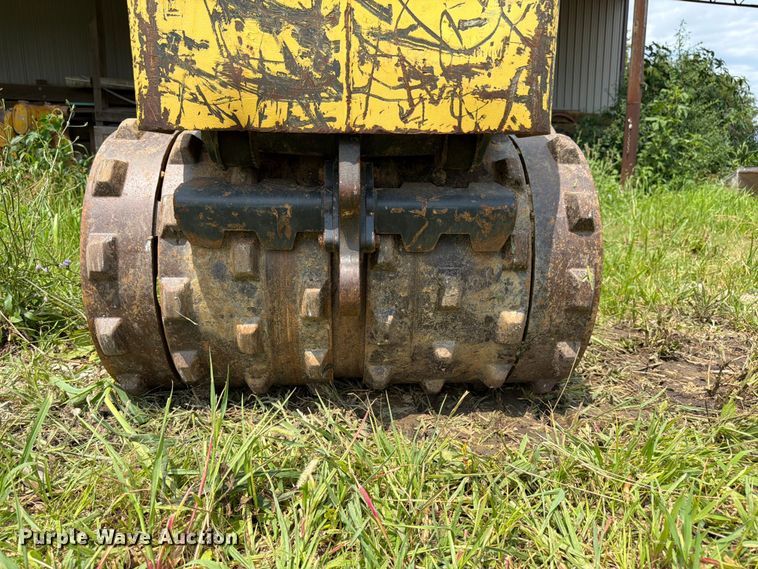 image for item FN5759 2018 Bomag BMP 8500 trench compactor