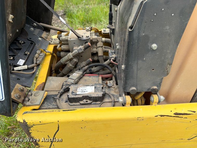 image for item FN5759 2018 Bomag BMP 8500 trench compactor