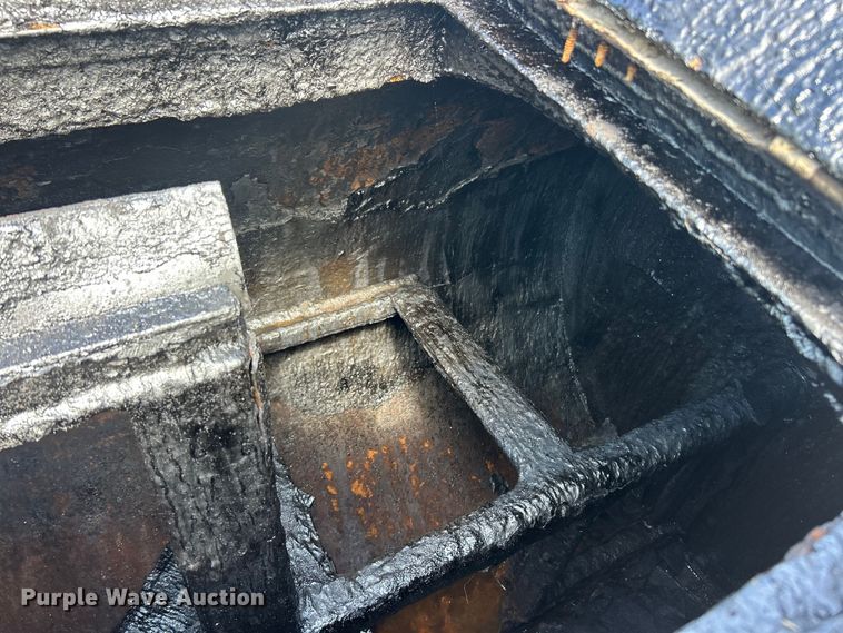 image for item FT6071 Oil tank