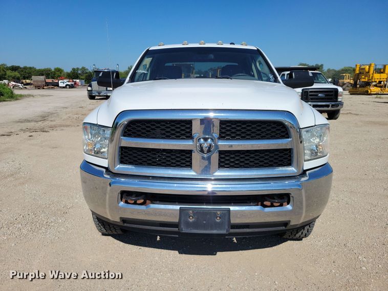 image for item FU0029 2018 RAM 3500 Crew Cab pickup truck