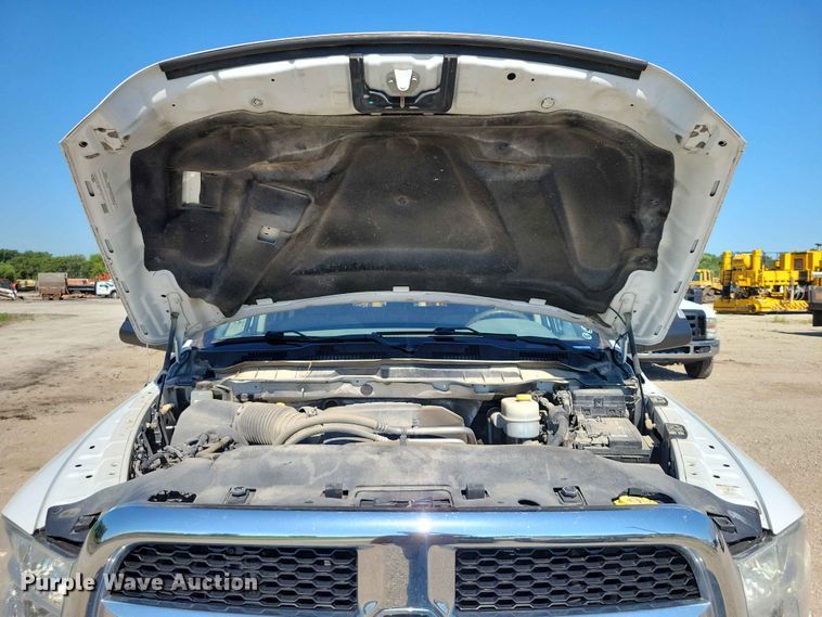 image for item FU0029 2018 RAM 3500 Crew Cab pickup truck