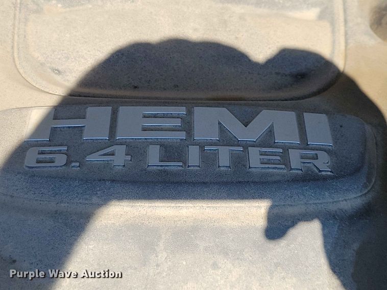 image for item FU0029 2018 RAM 3500 Crew Cab pickup truck