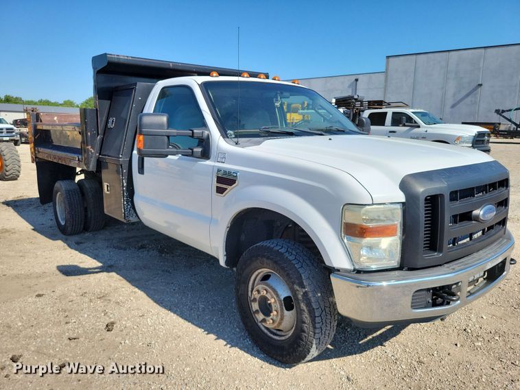 image for item FU0030 2008 Ford F350 Super Duty dump bed pickup truck