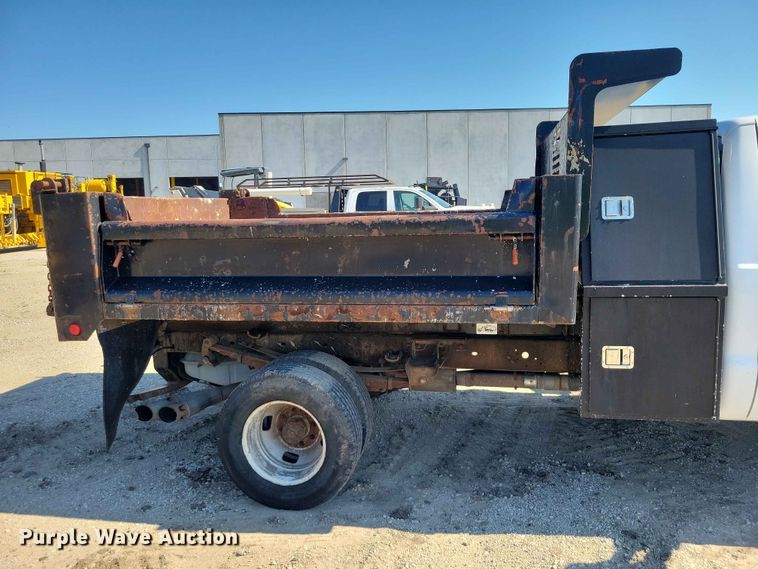 image for item FU0030 2008 Ford F350 Super Duty dump bed pickup truck