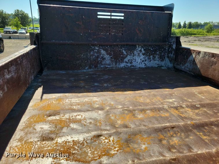 image for item FU0030 2008 Ford F350 Super Duty dump bed pickup truck