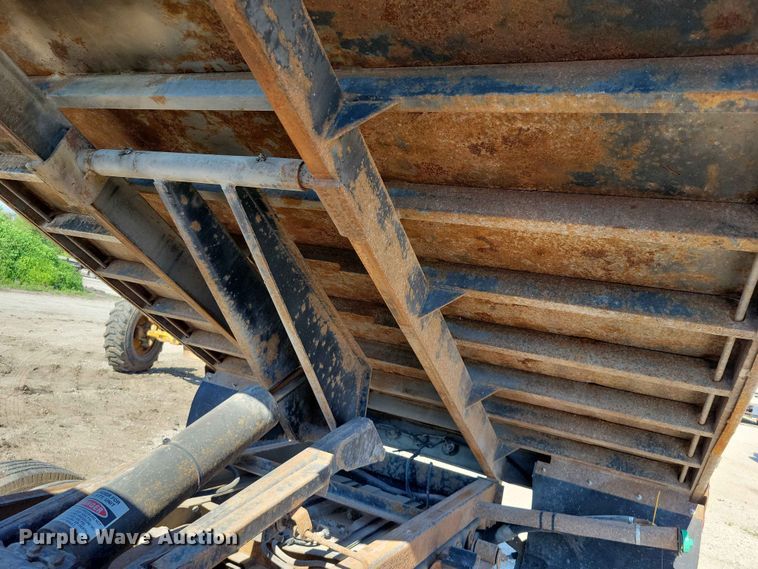 image for item FU0030 2008 Ford F350 Super Duty dump bed pickup truck