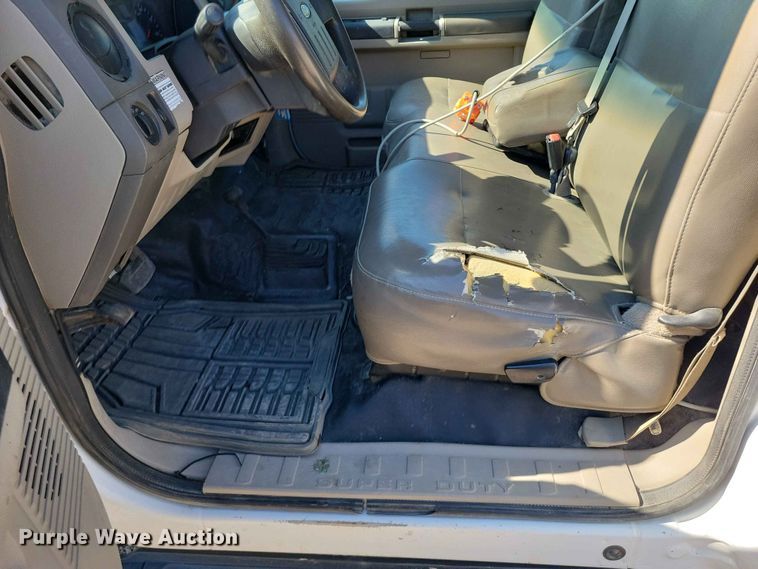 image for item FU0030 2008 Ford F350 Super Duty dump bed pickup truck