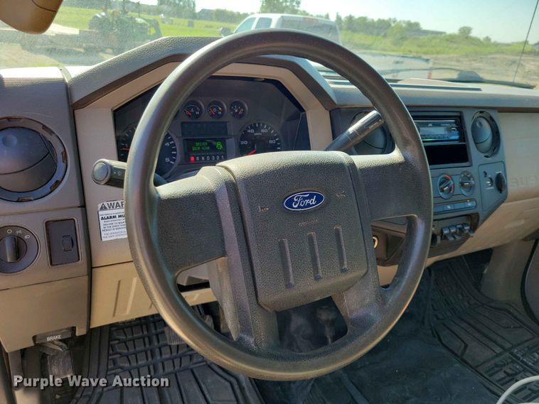 image for item FU0030 2008 Ford F350 Super Duty dump bed pickup truck