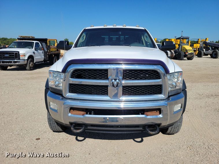 image for item FU0031 2018 Ram 5500 Crew Cab flatbed truck