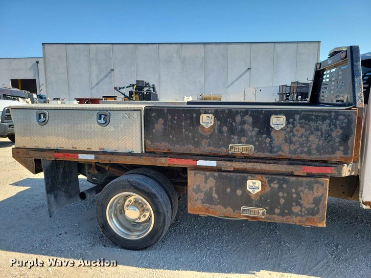 image for item FU0031 2018 Ram 5500 Crew Cab flatbed truck