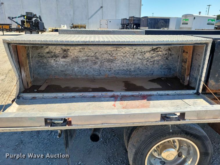 image for item FU0031 2018 Ram 5500 Crew Cab flatbed truck