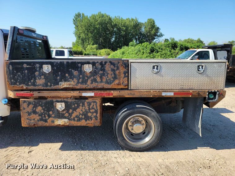 image for item FU0031 2018 Ram 5500 Crew Cab flatbed truck