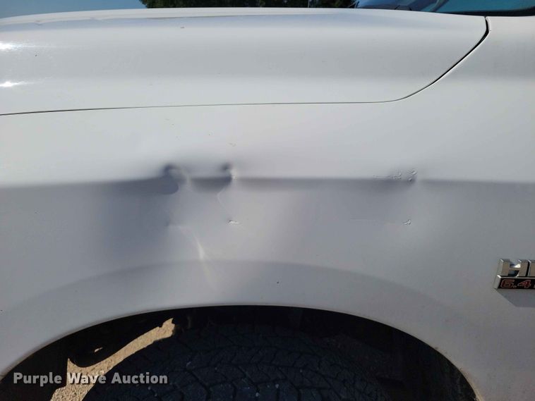 image for item FU0032 2018 RAM 2500 Crew Cab flatbed pickup truck