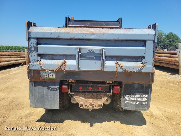 image for item FU0035 2005 Sterling L7500 dump truck