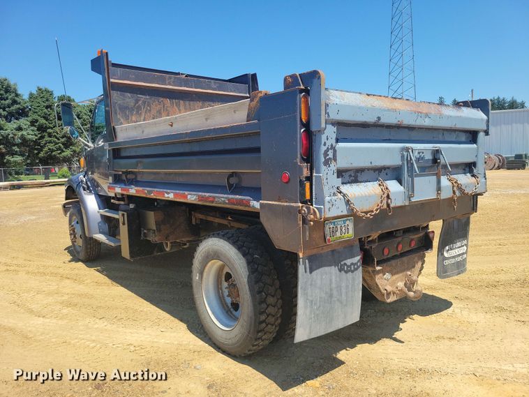 image for item FU0035 2005 Sterling L7500 dump truck