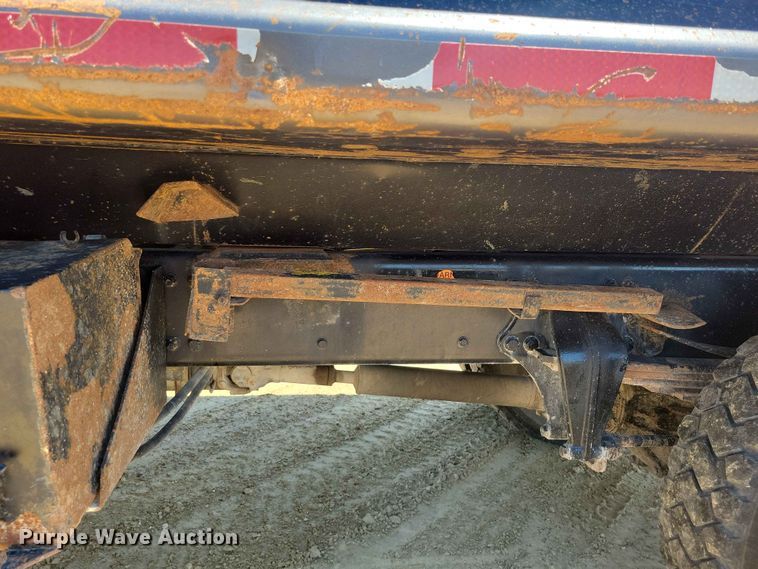 image for item FU0035 2005 Sterling L7500 dump truck