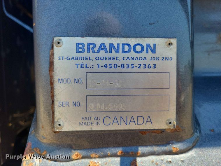 image for item FU0035 2005 Sterling L7500 dump truck