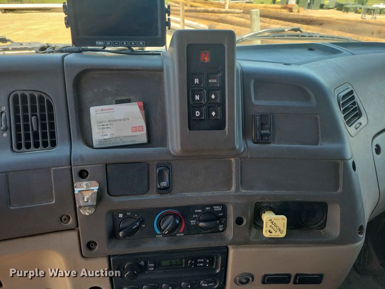image for item FU0035 2005 Sterling L7500 dump truck