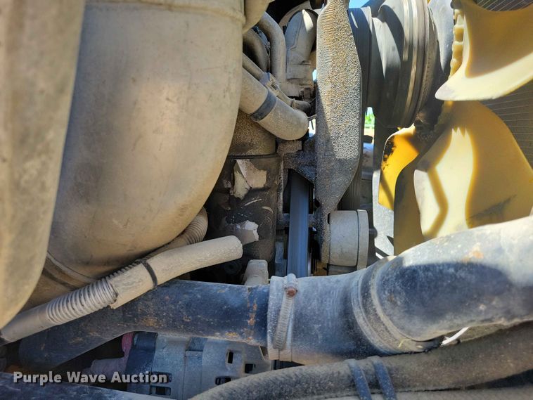 image for item FU0035 2005 Sterling L7500 dump truck