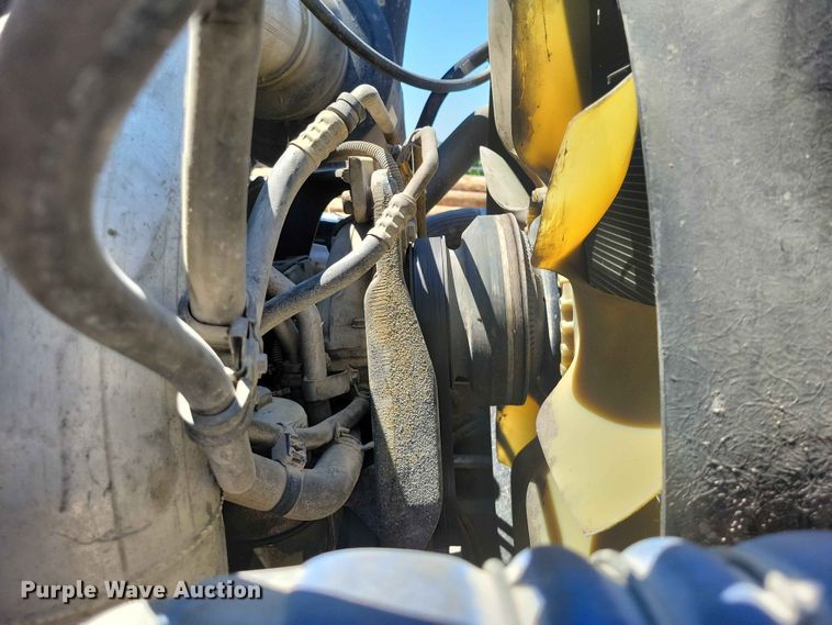 image for item FU0035 2005 Sterling L7500 dump truck