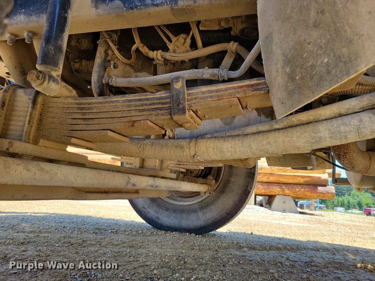 image for item FU0035 2005 Sterling L7500 dump truck