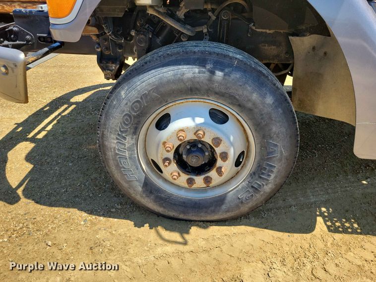 image for item FU0035 2005 Sterling L7500 dump truck