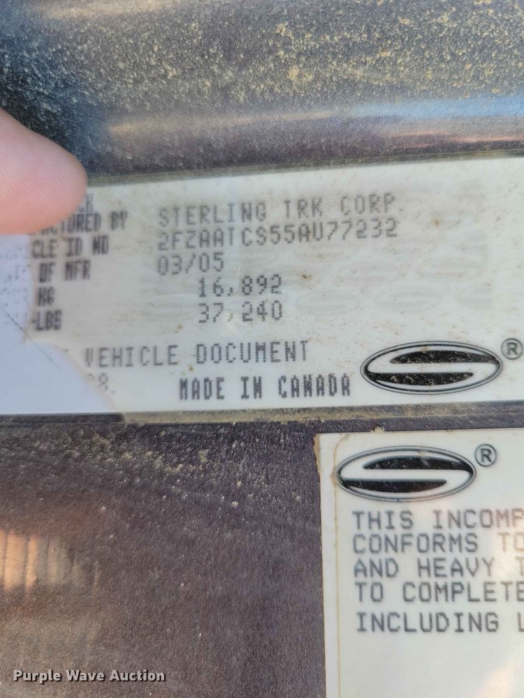 image for item FU0035 2005 Sterling L7500 dump truck