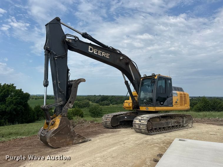 image for item HI9386 2014 John Deere 210G LC excavator
