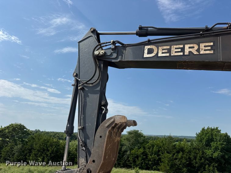 image for item HI9386 2014 John Deere 210G LC excavator