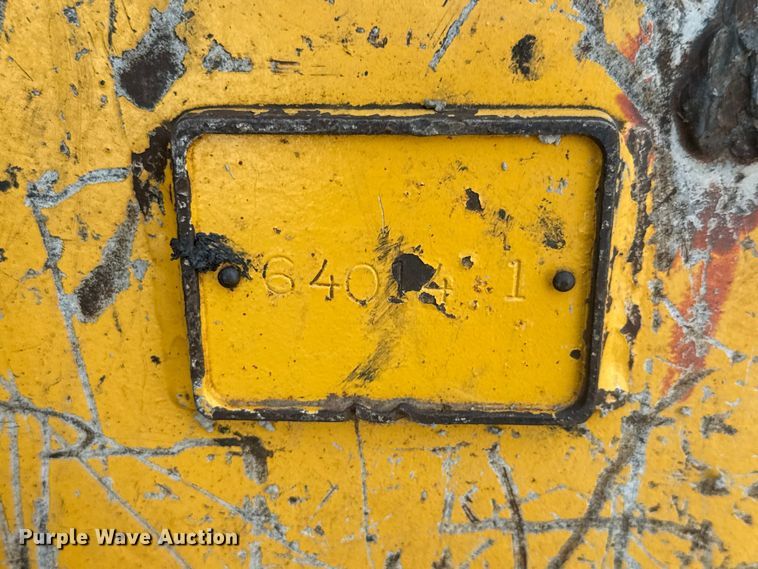 image for item HI9386 2014 John Deere 210G LC excavator