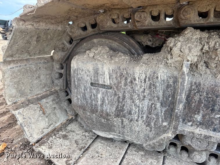 image for item HI9386 2014 John Deere 210G LC excavator