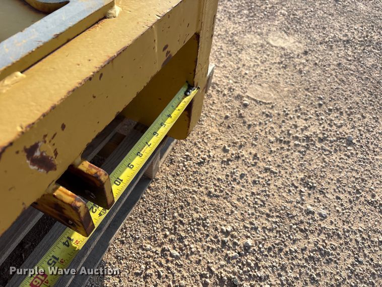 image for item JM9515 Midwestern M10C pipe layer attachment